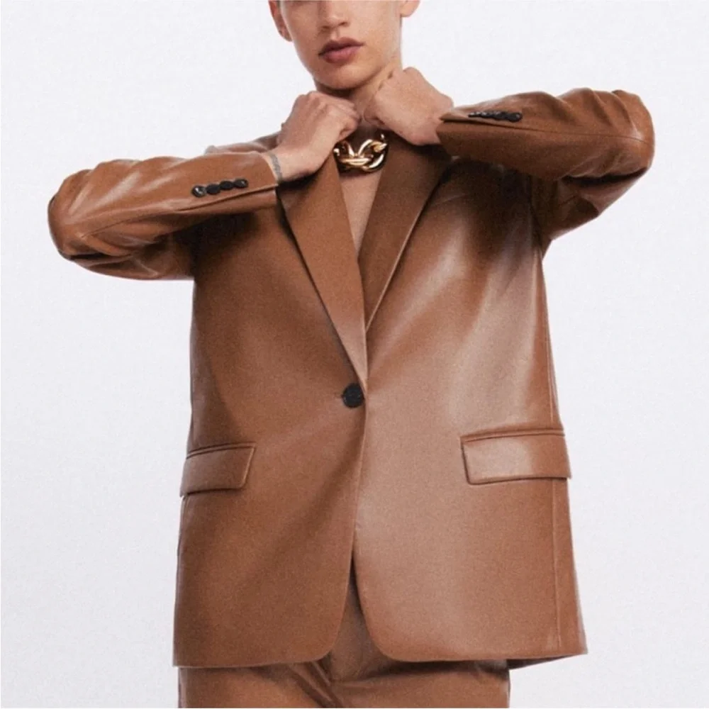 Zara Brown Faux Leather Blazer - Picture 4 of 13